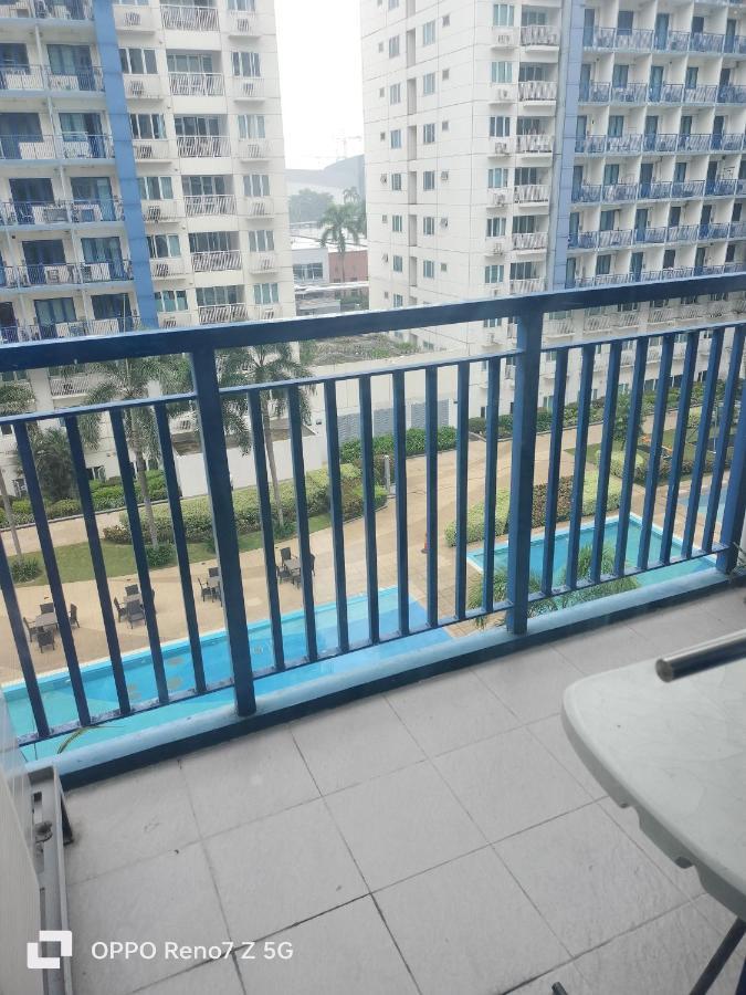 Glenda Place Aurum At Sea Residences Near Moa Пасай Екстериор снимка
