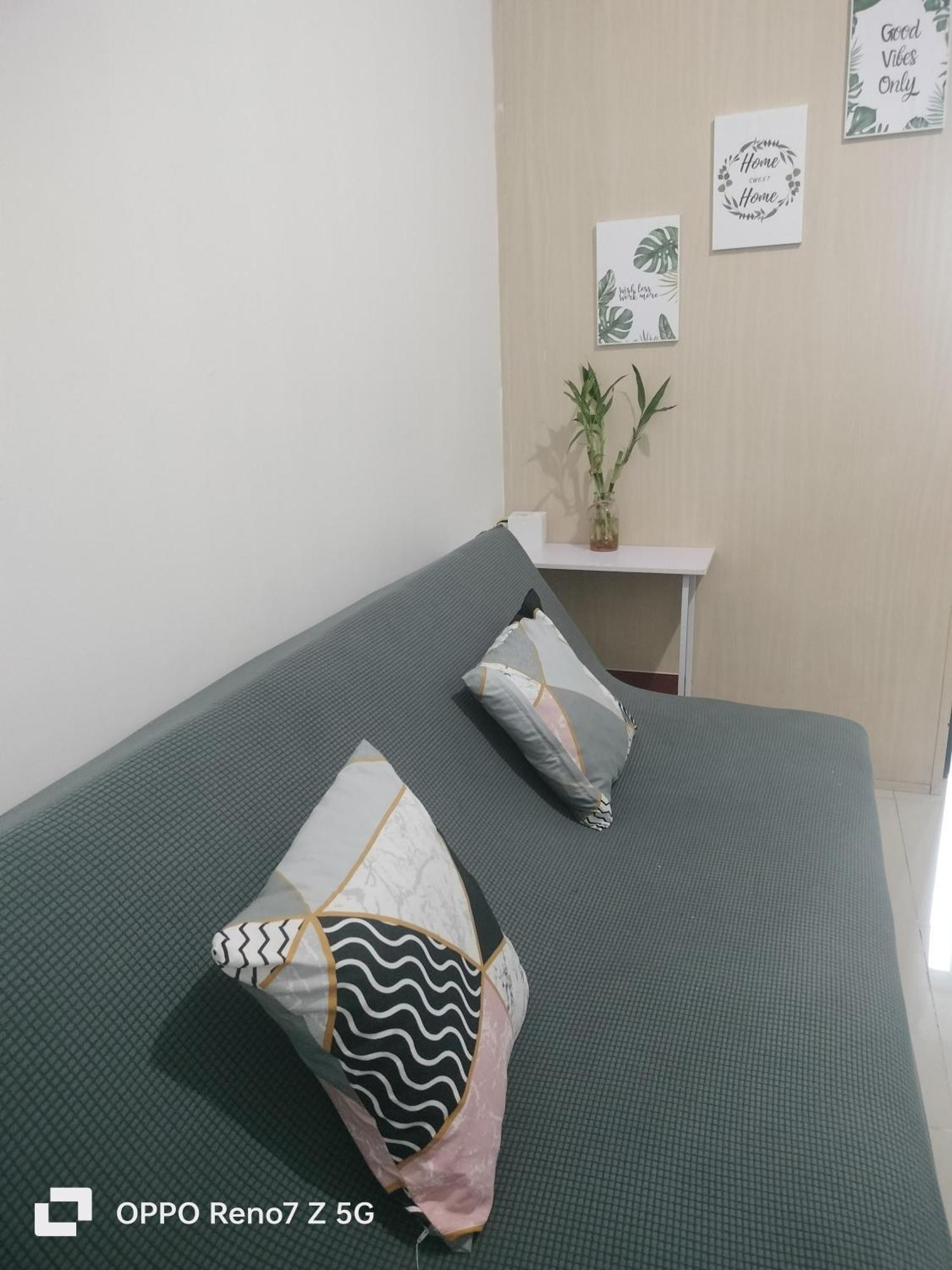 Glenda Place Aurum At Sea Residences Near Moa Пасай Стая снимка