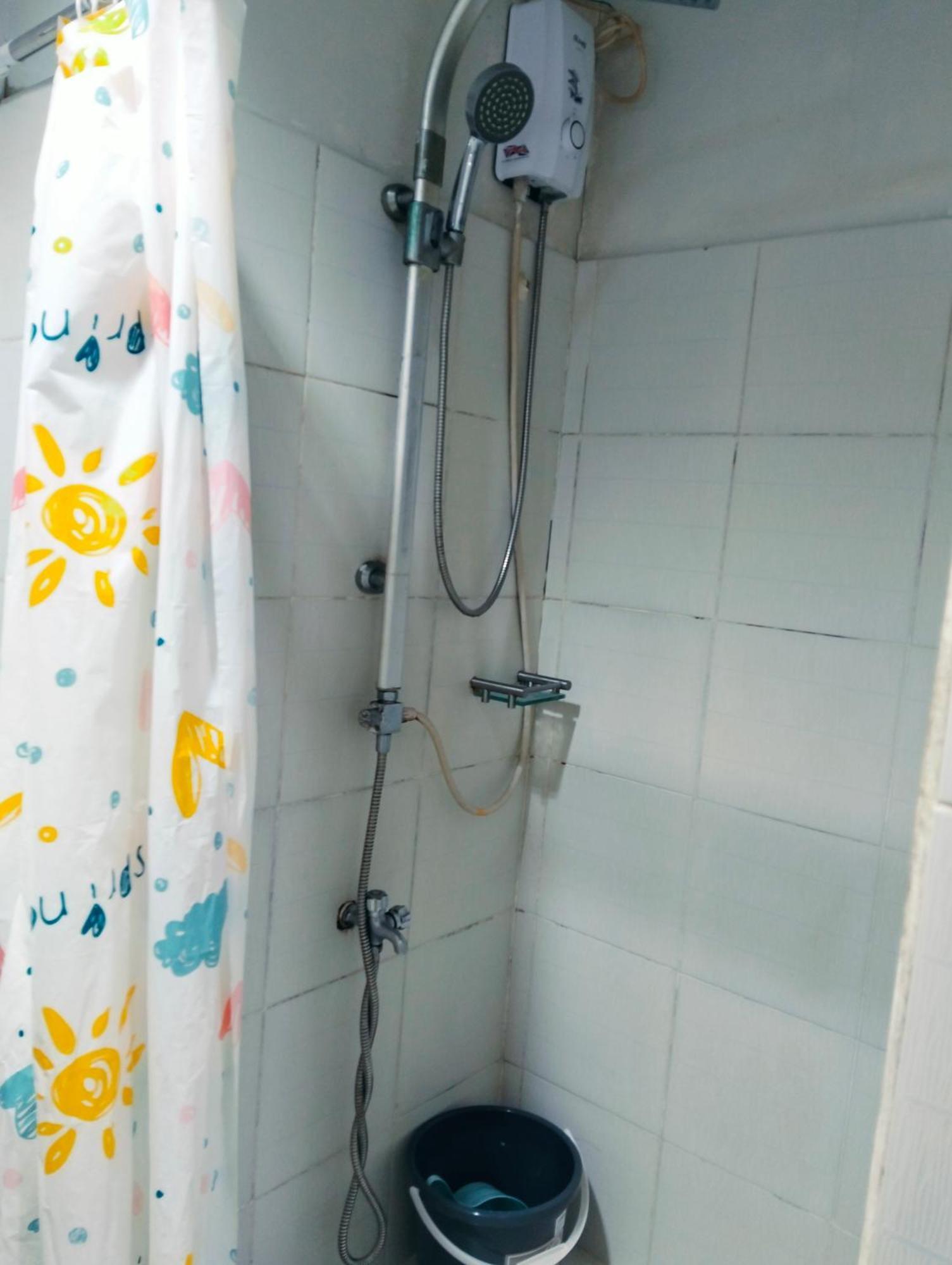 Glenda Place Aurum At Sea Residences Near Moa Пасай Екстериор снимка